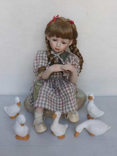 Alte puppe porzellan - puppe,